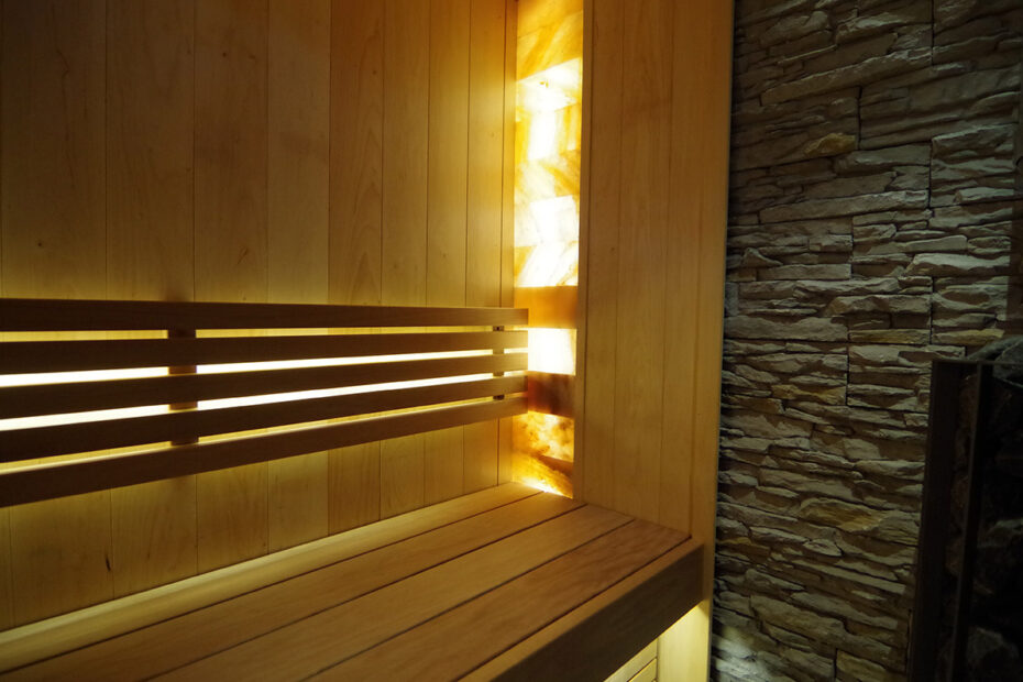 Salt-bricks-in-sauna-02
